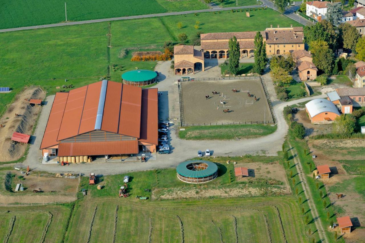 Agriturismo Corte Ghiara Hotel Fontanellato Eksteriør billede